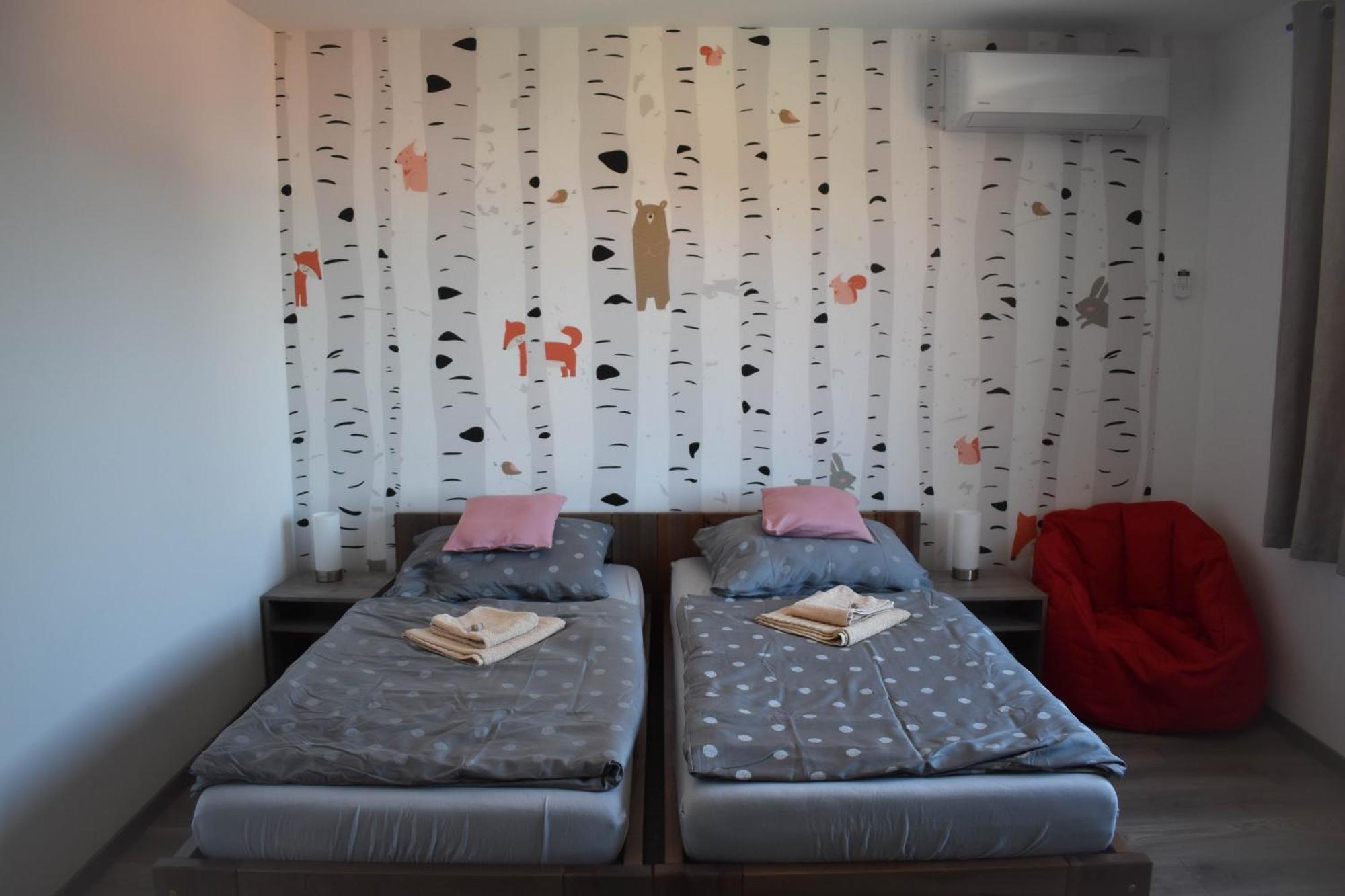 Apartmany Catalina Nesvady Exterior foto