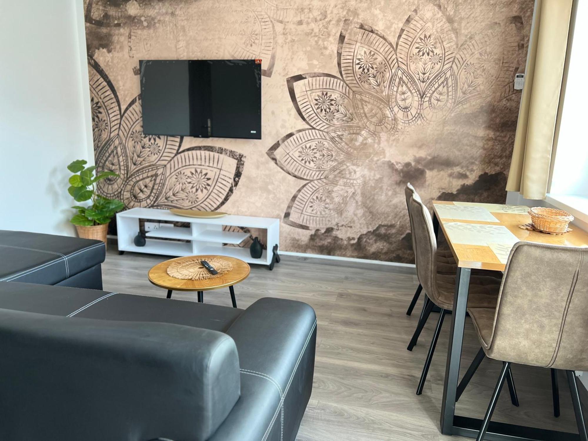 Apartmany Catalina Nesvady Exterior foto