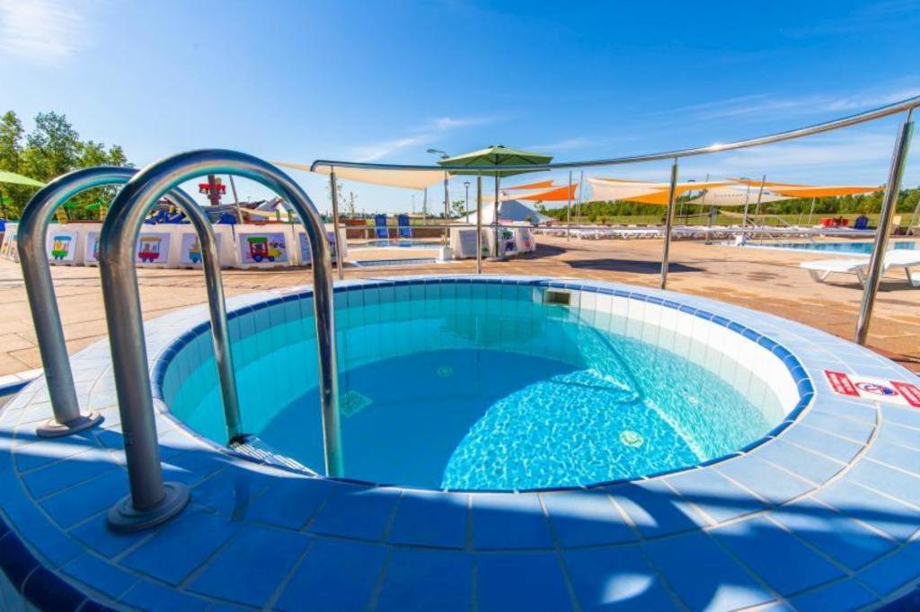 Apartmany Catalina Nesvady Exterior foto