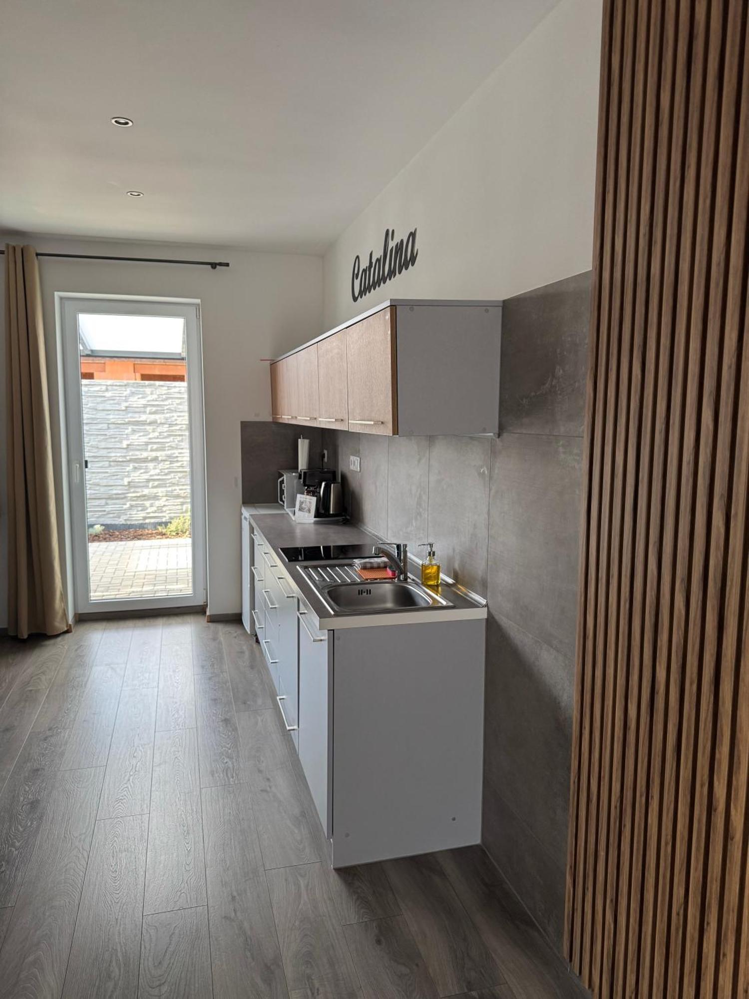 Apartmany Catalina Nesvady Exterior foto