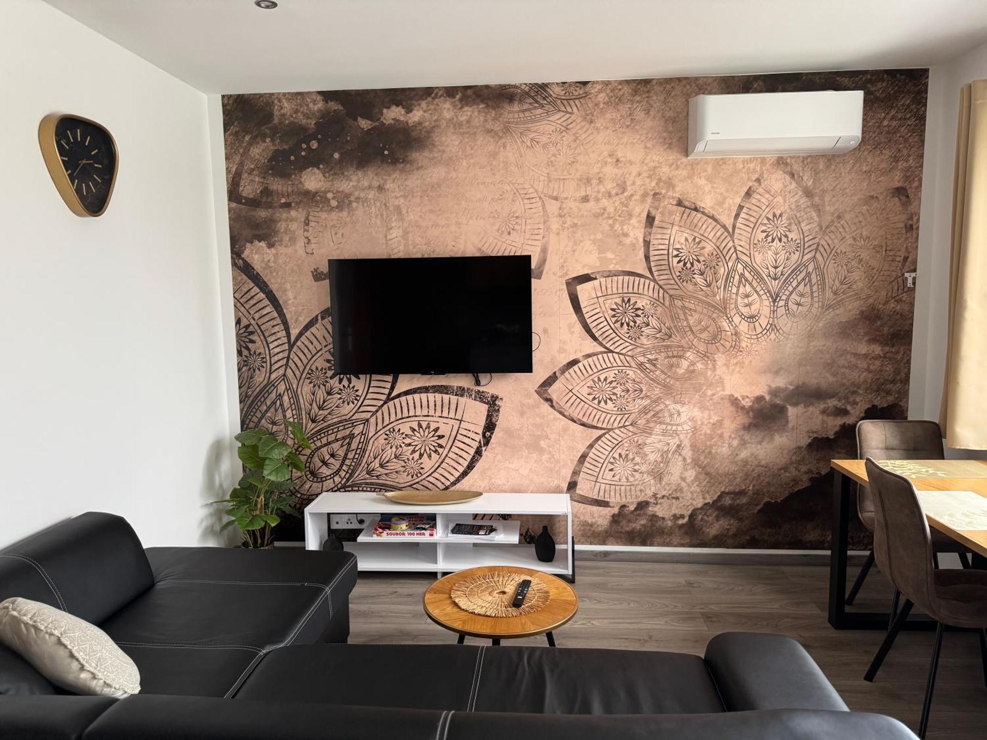 Apartmany Catalina Nesvady Exterior foto